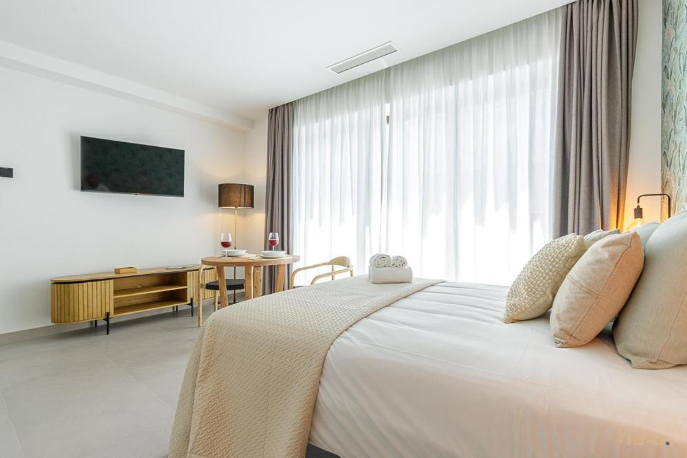 Cervantes Suites Málaga Eksteriør billede